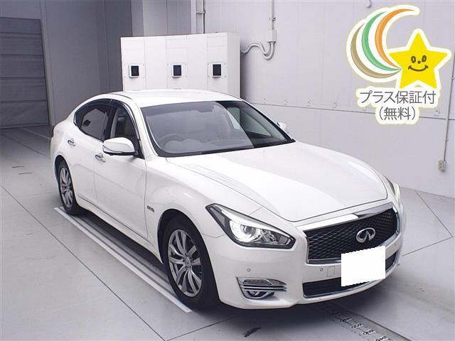 NISSAN FUGA 2015