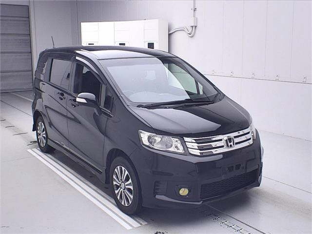 HONDA FREED 2012