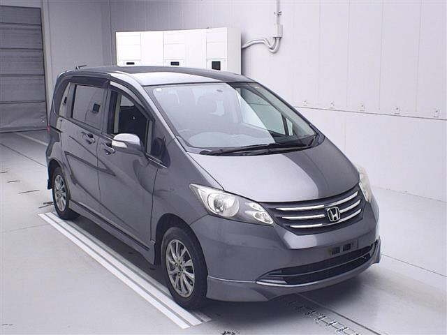 HONDA FREED 2008