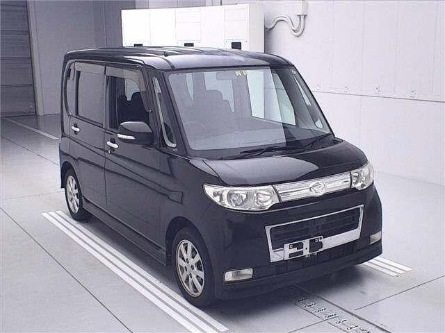 DAIHATSU TANTO 2007