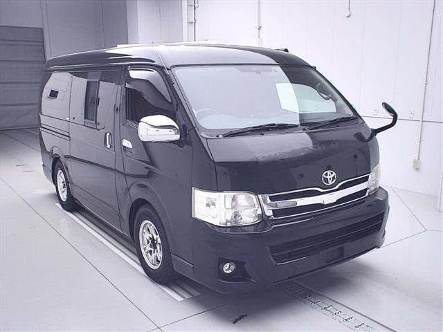 TOYOTA HIACE VAN 2012