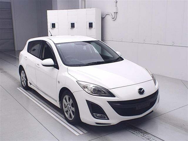 MAZDA AXELA 2010