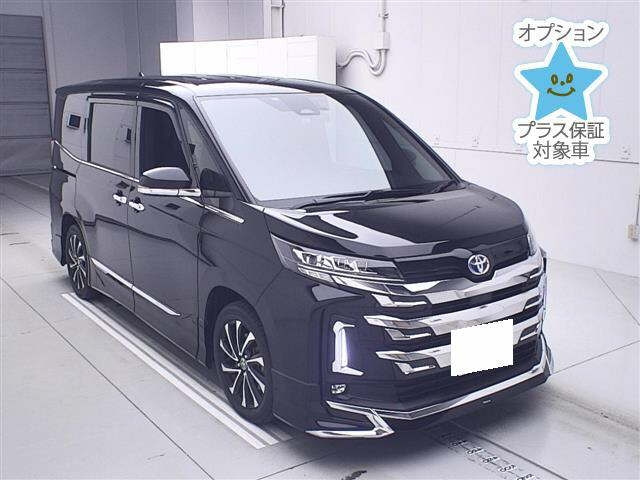 TOYOTA NOAH 2023
