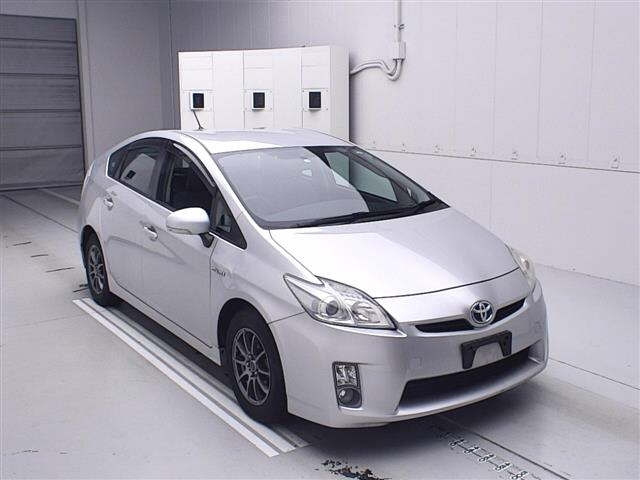 TOYOTA PRIUS 2010
