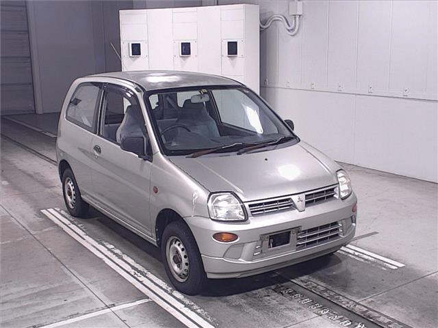 MITSUBISHI MINICA 2005
