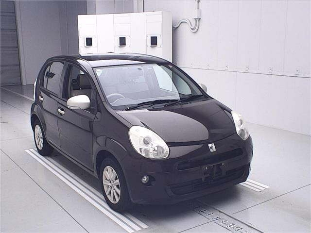 TOYOTA PASSO 2010