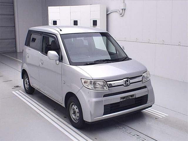 HONDA ZEST 2006
