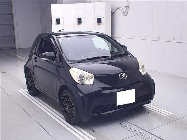 TOYOTA IQ 2010