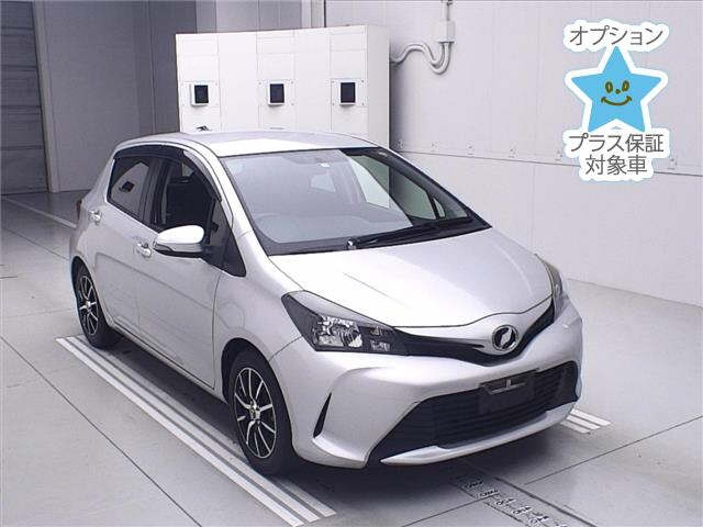 TOYOTA VITZ 2016