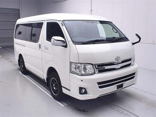 TOYOTA HIACE VAN 2012