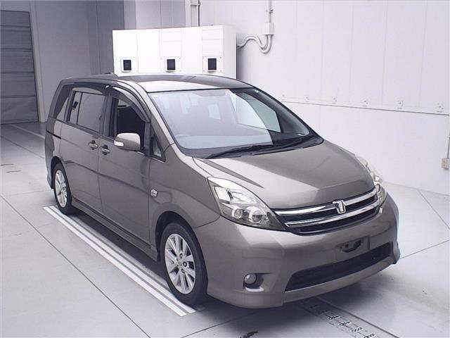 TOYOTA ISIS 2008