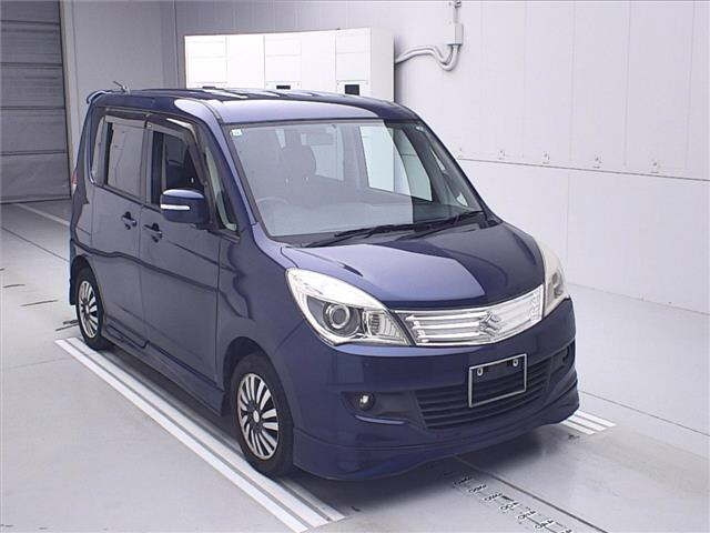 SUZUKI SOLIO 2011