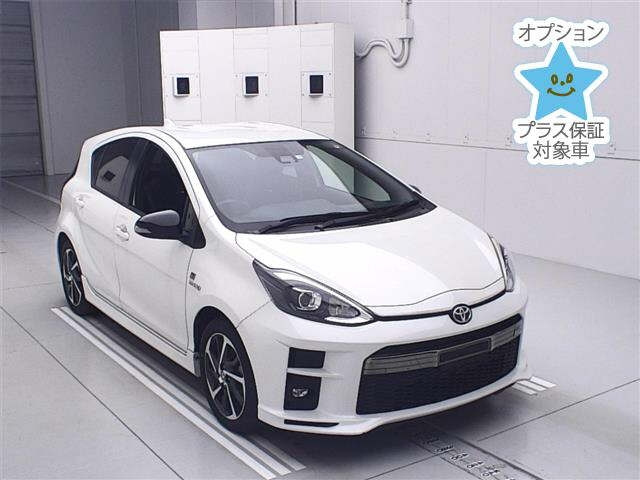 TOYOTA AQUA 2019