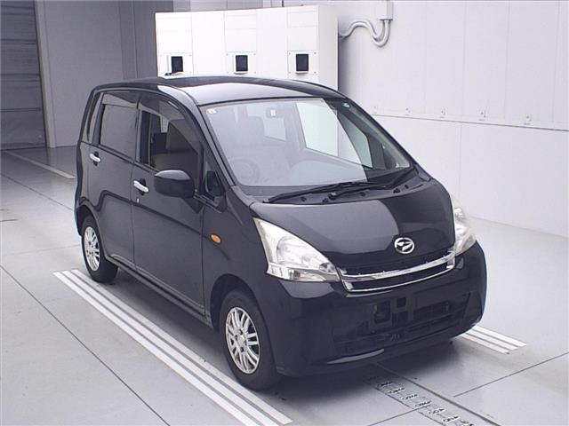 DAIHATSU MOVE 2011