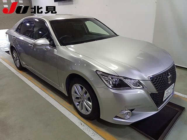 TOYOTA CROWN 2013