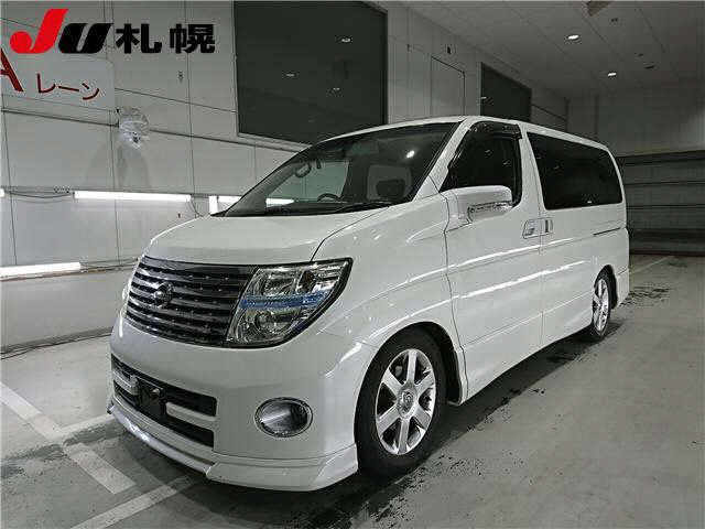 NISSAN ELGRAND