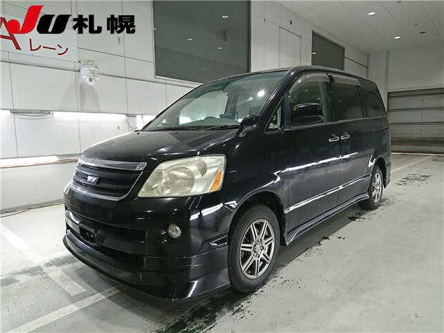 TOYOTA NOAH 2006