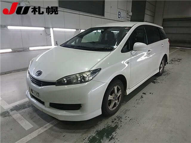 TOYOTA WISH 2010