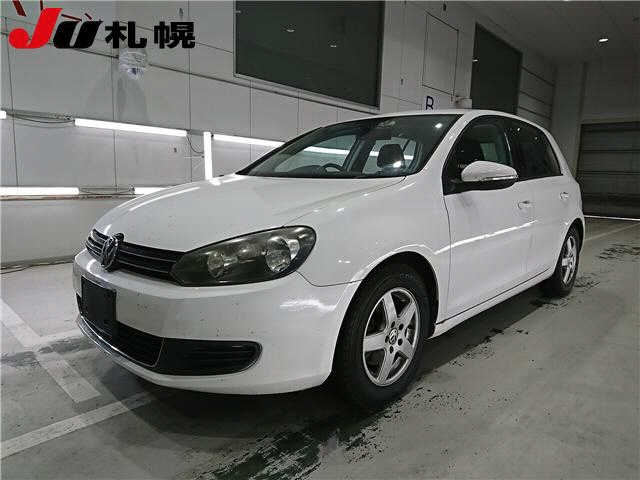 VOLKSWAGEN GOLF 2010