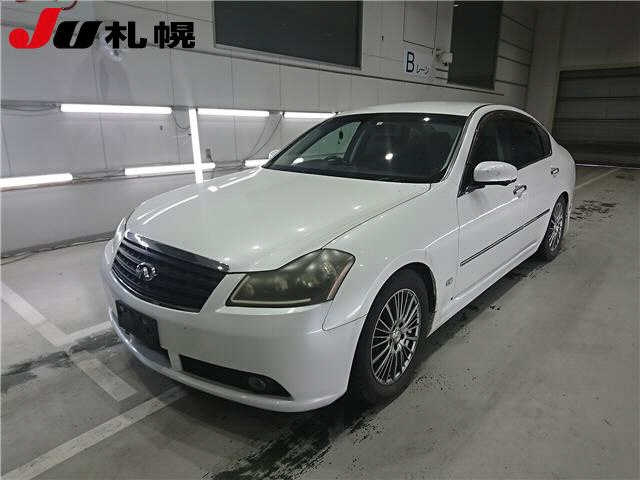 NISSAN FUGA