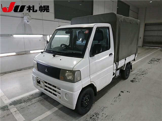 MITSUBISHI MINICAB TRUCK 2005
