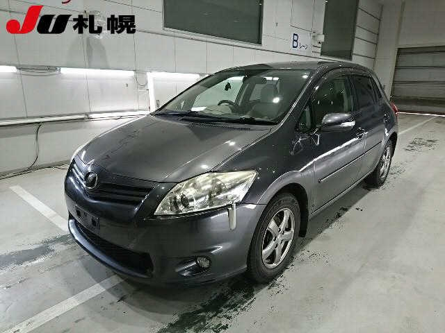 TOYOTA AURIS 2010