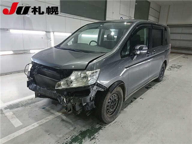 HONDA STEP WAGON 2011