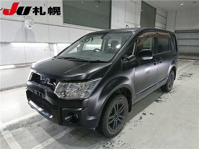 MITSUBISHI DELICA D5 2012