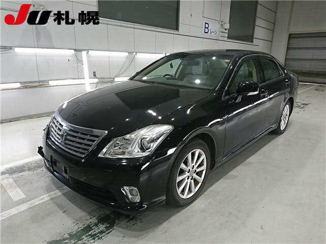 TOYOTA CROWN 2010