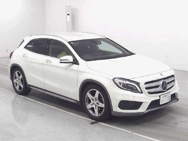 MERCEDES BENZ GLA CLASS 2016