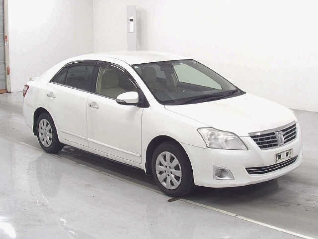 TOYOTA PREMIO 2014