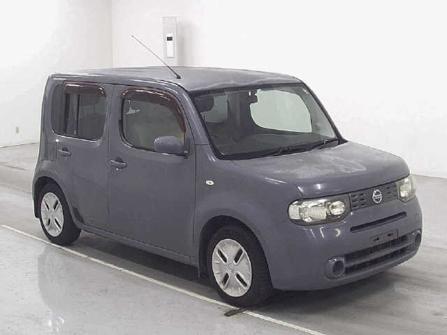NISSAN CUBE 2010