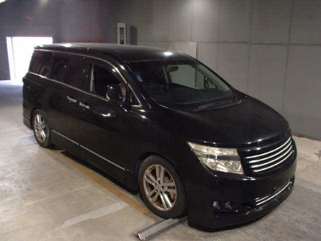 NISSAN ELGRAND 2011