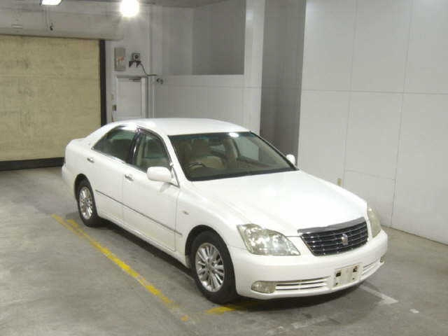 TOYOTA CROWN 2005