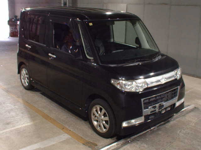 DAIHATSU TANTO 2008