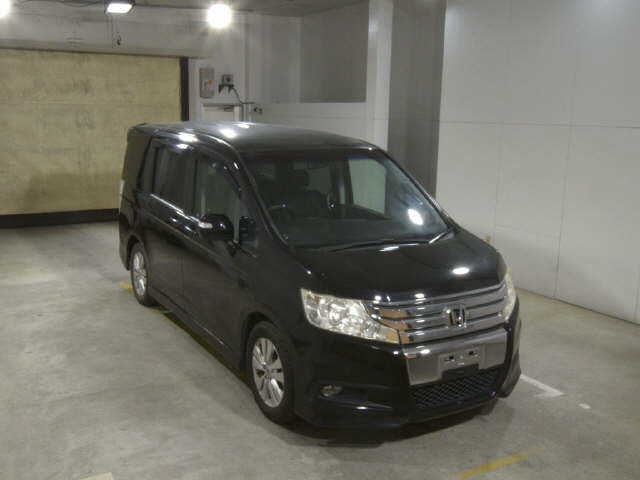 HONDA STEP WAGON 2010