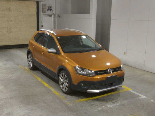 VOLKSWAGEN CROSS POLO 2017