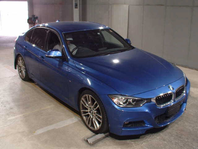 BMW 3 SERIES 2013