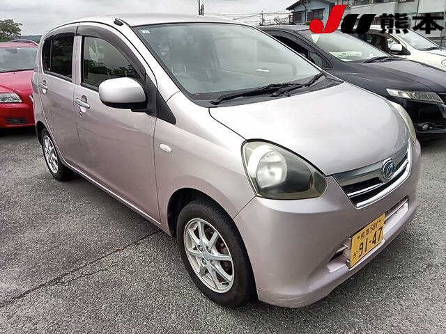 DAIHATSU MIRA E S 2013