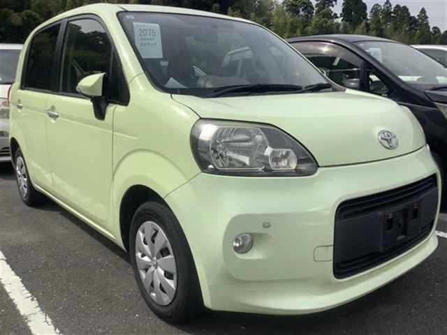 TOYOTA PORTE 2013
