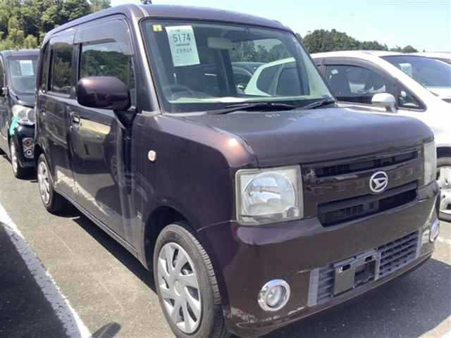 DAIHATSU MOVE CONTE 2011
