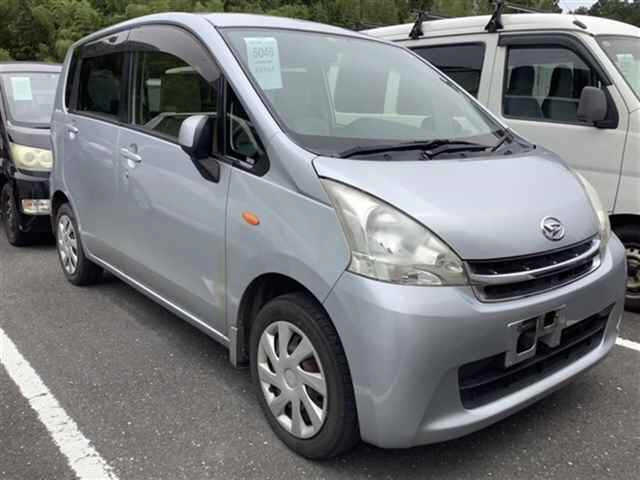 DAIHATSU MOVE 2012