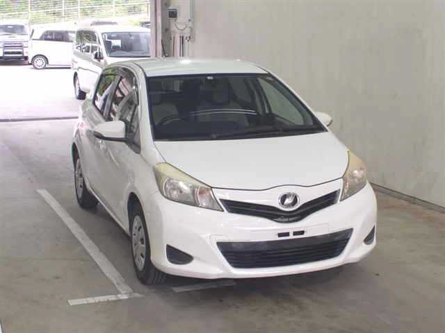 TOYOTA VITZ