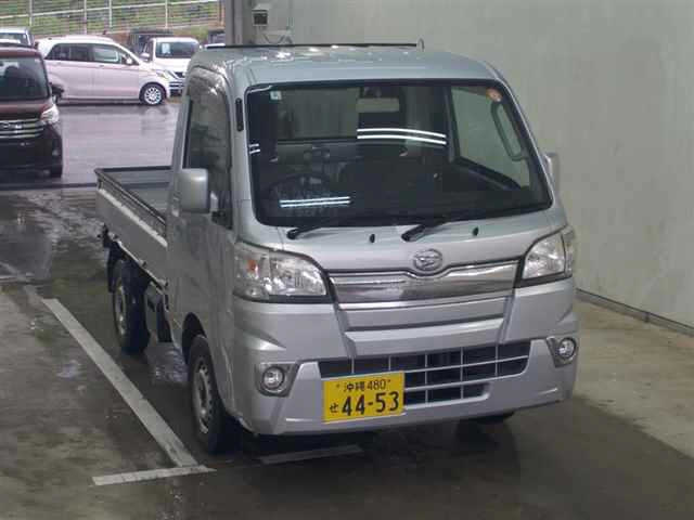 DAIHATSU HIJET TRUCK 2015