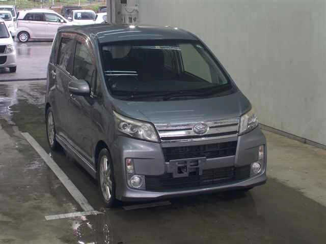 DAIHATSU MOVE 2014