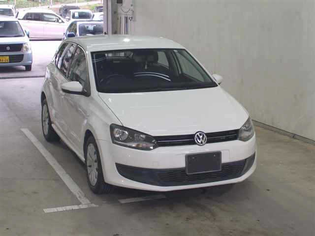 VOLKSWAGEN POLO 2012
