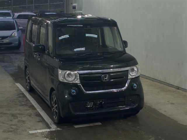 HONDA N BOX 2018