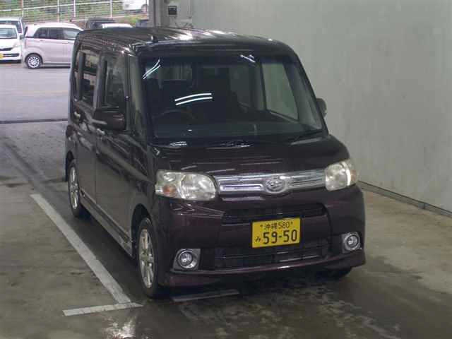 DAIHATSU TANTO 2012