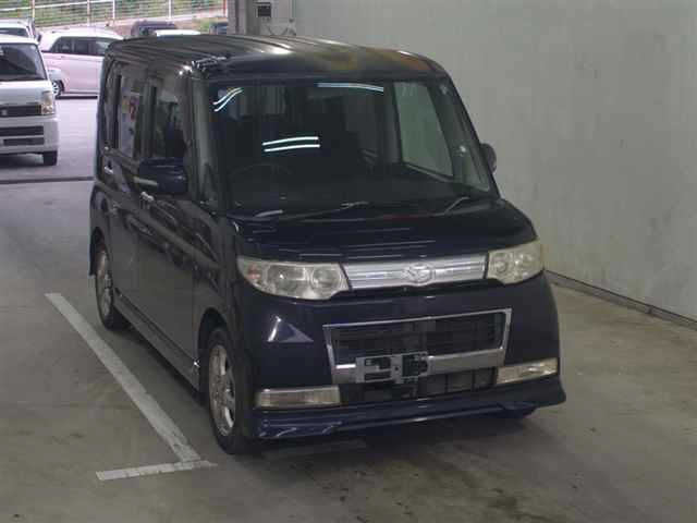 DAIHATSU TANTO 2008