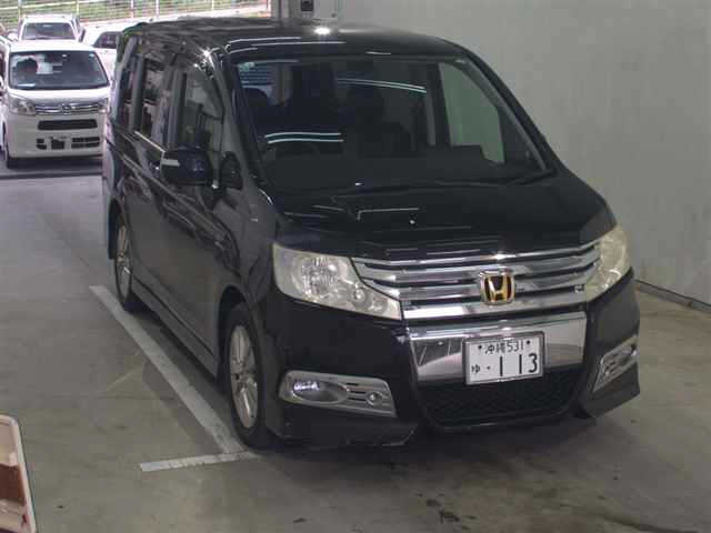 HONDA STEP WAGON 2013